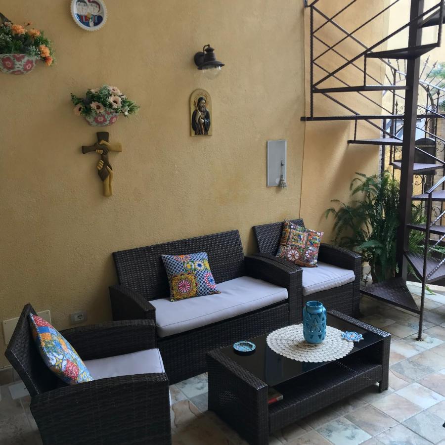L'Elegante Dependance Del Barone Francesco Sala Apartment Agrigento Exterior foto